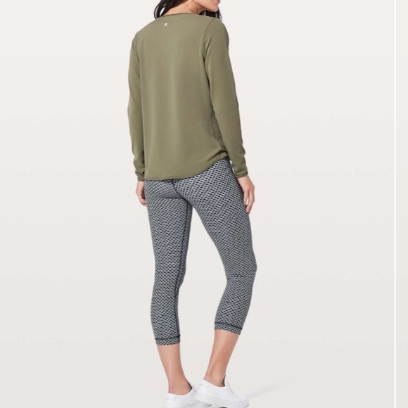 Lululemon Full Freedom Long Sleeve Top T-Shirt Sz 4 - Picture 9 of 11